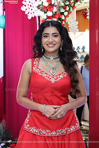 Rashi Singh at Hi Life Exhibition New Year Festive Edition 