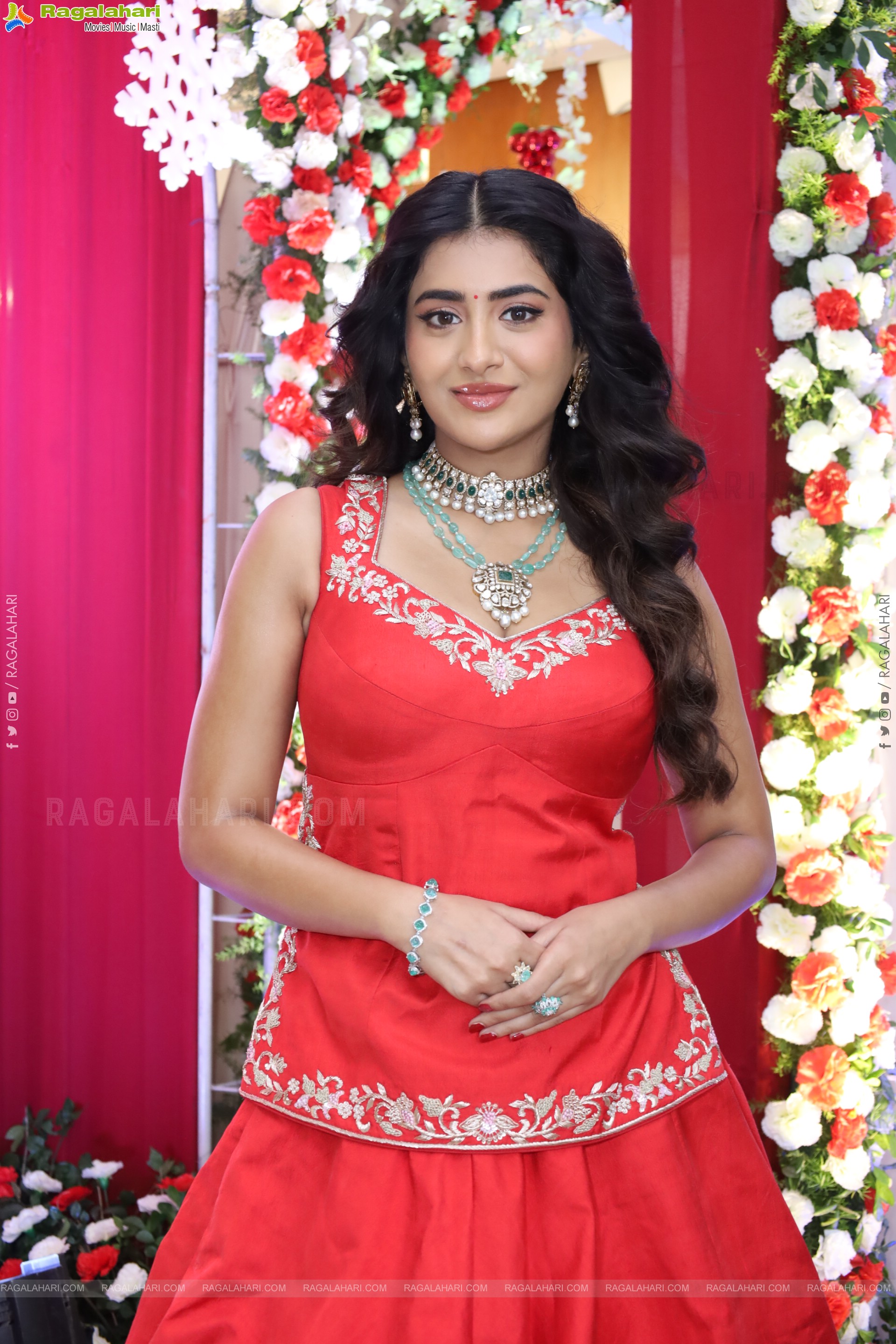 Rashi Singh at Hi Life Exhibition New Year Festive Edition Launch, HD Gallery