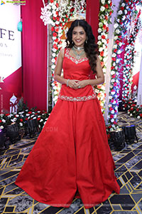 Rashi Singh at Hi Life Exhibition New Year Festive Edition 