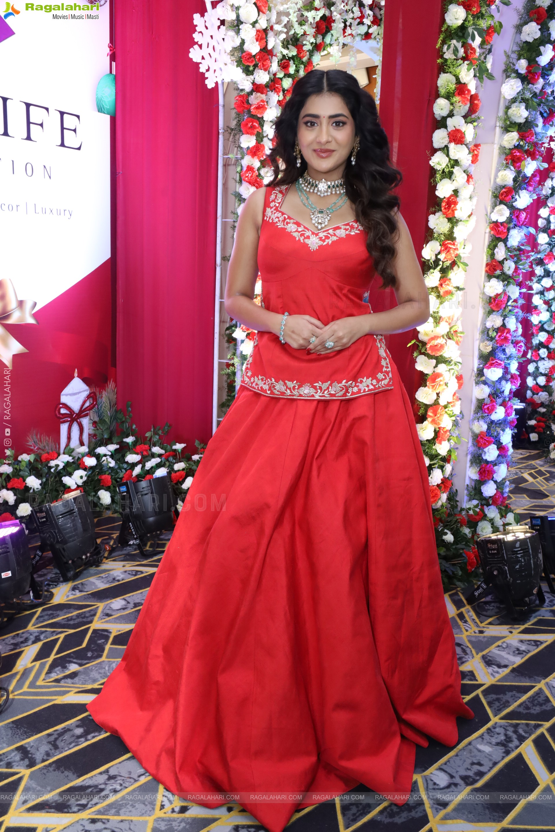Rashi Singh at Hi Life Exhibition New Year Festive Edition Launch, HD Gallery