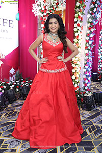 Rashi Singh at Hi Life Exhibition New Year Festive Edition 