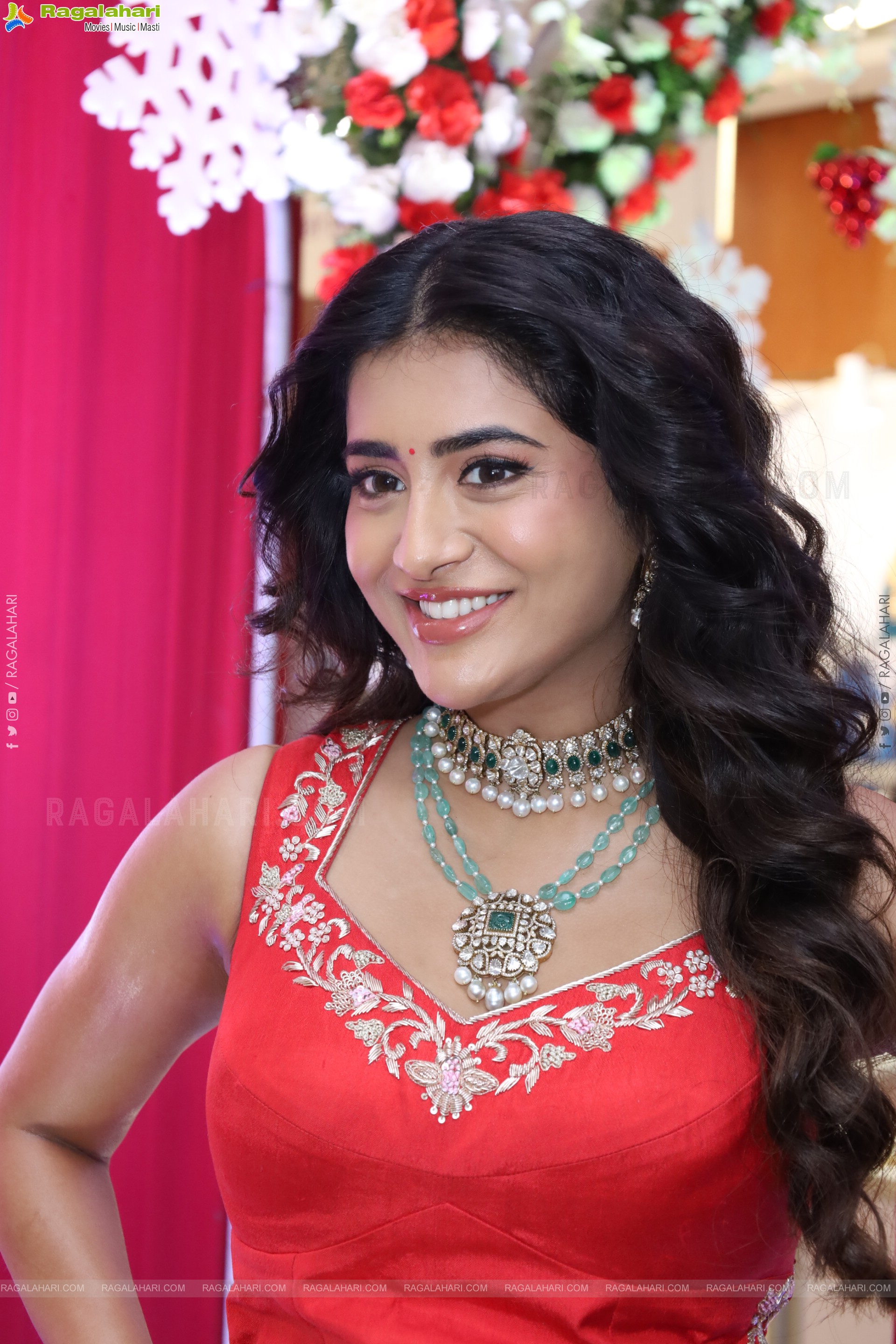 Rashi Singh at Hi Life Exhibition New Year Festive Edition Launch, HD Gallery