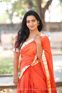 Rekha Nirosha at Nayanam Trailer Launch, HD Gallery