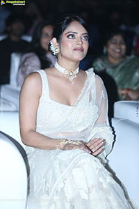 Riddhi Kumar at The Rajasaab Pre Release Event