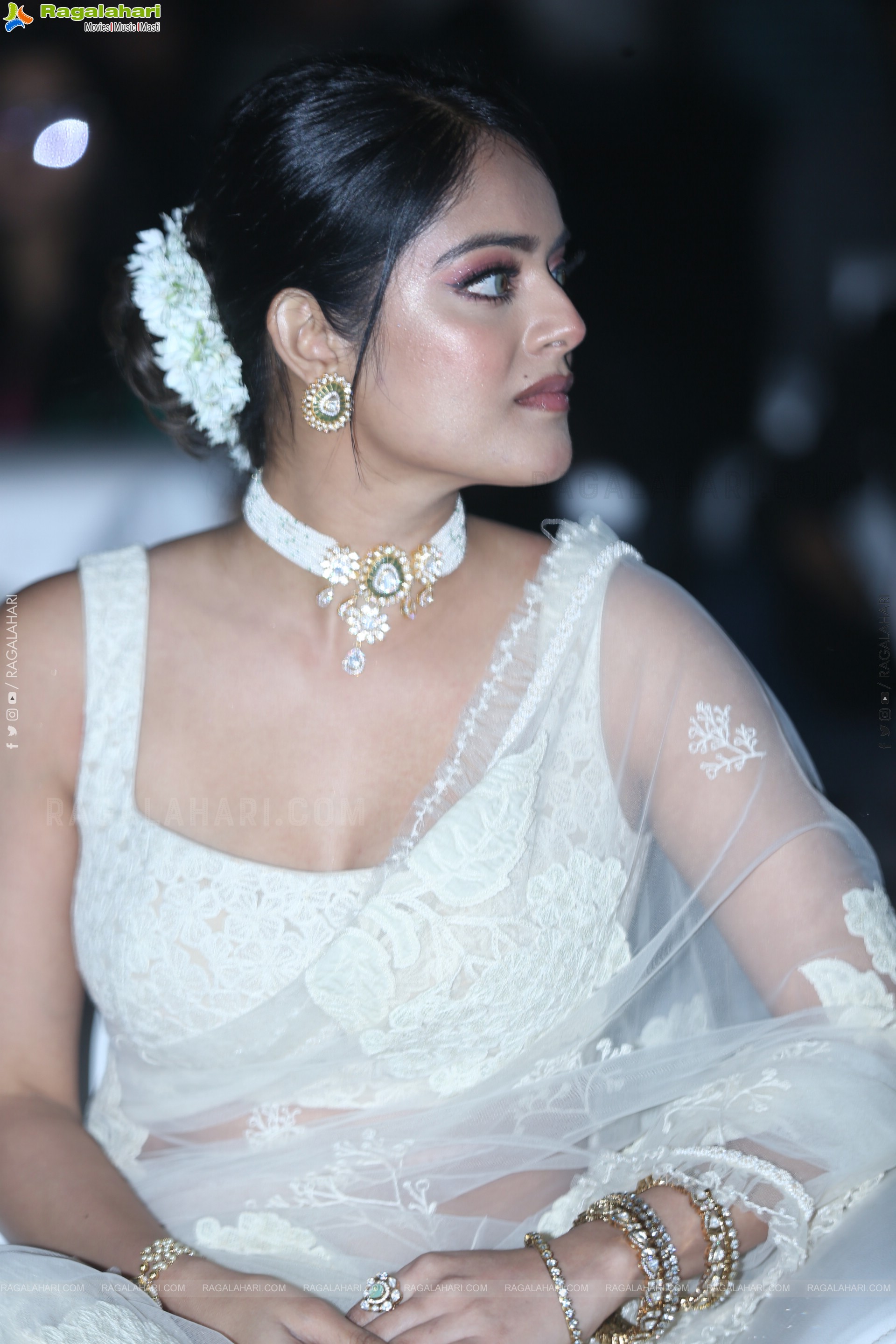 Riddhi Kumar at The Rajasaab Pre Release Event, HD Gallery