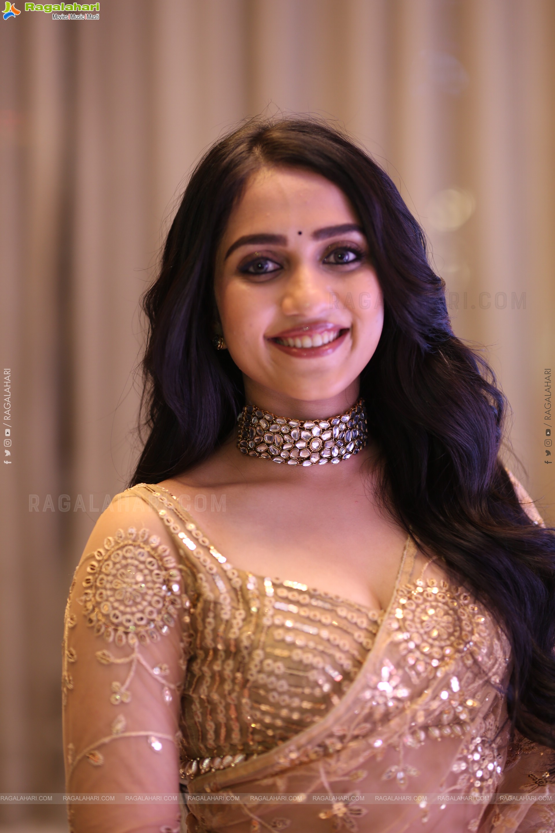 Sakshi Mhadolkar at Mowgli Pre Release Event, HD Gallery