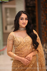 Sakshi Mhadolkar at Mowgli Pre Release Event