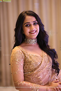 Sakshi Mhadolkar at Mowgli Pre Release Event