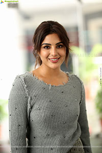 Samyuktha Menon at Akhanda 2 Movie Interview