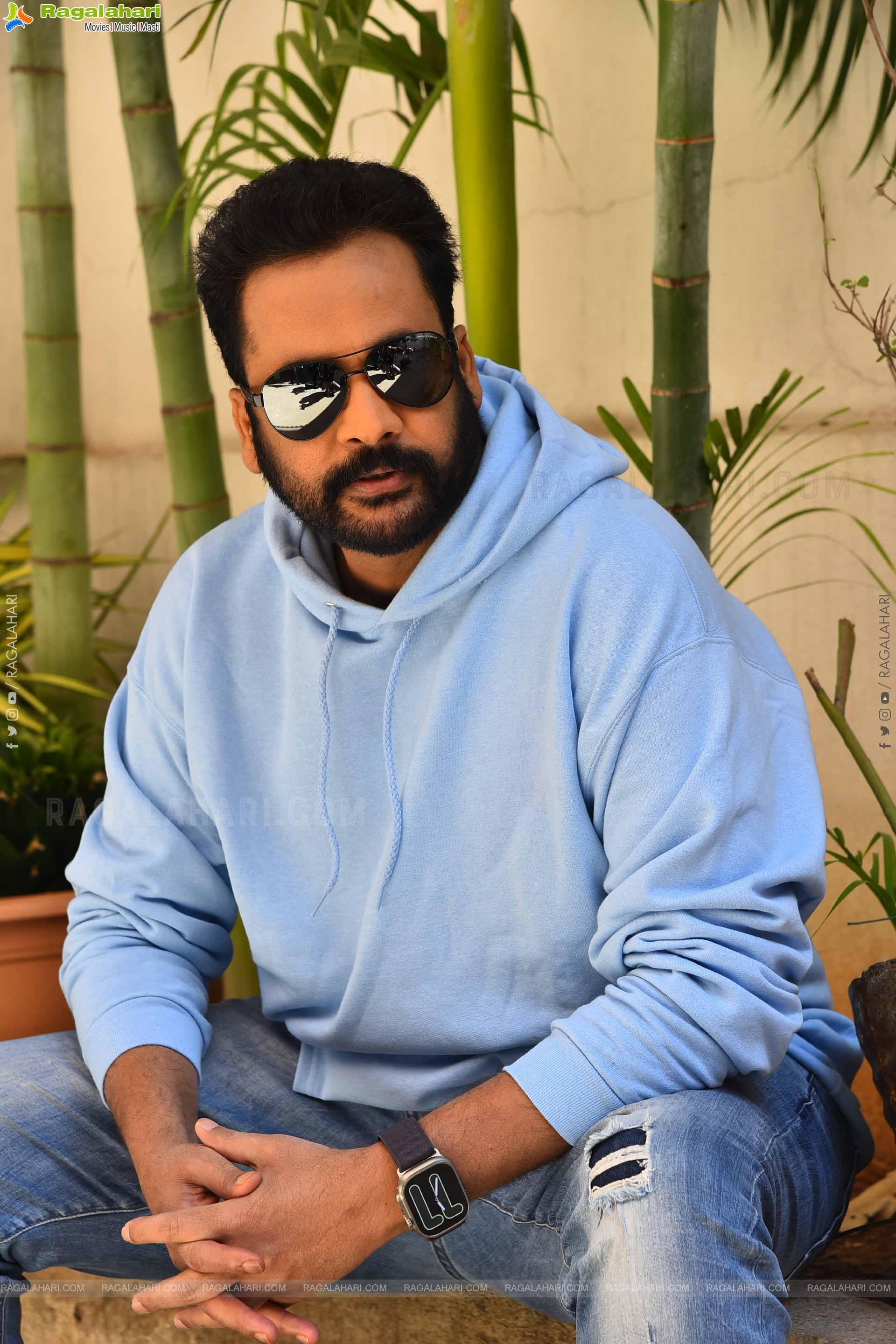 Actor Shivaji at Dhandoraa Movie Interview, HD Gallery