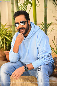 Actor Shivaji at Dhandoraa Movie Interview, HD Gallery