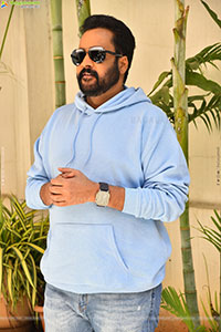 Actor Shivaji at Dhandoraa Movie Interview, HD Gallery