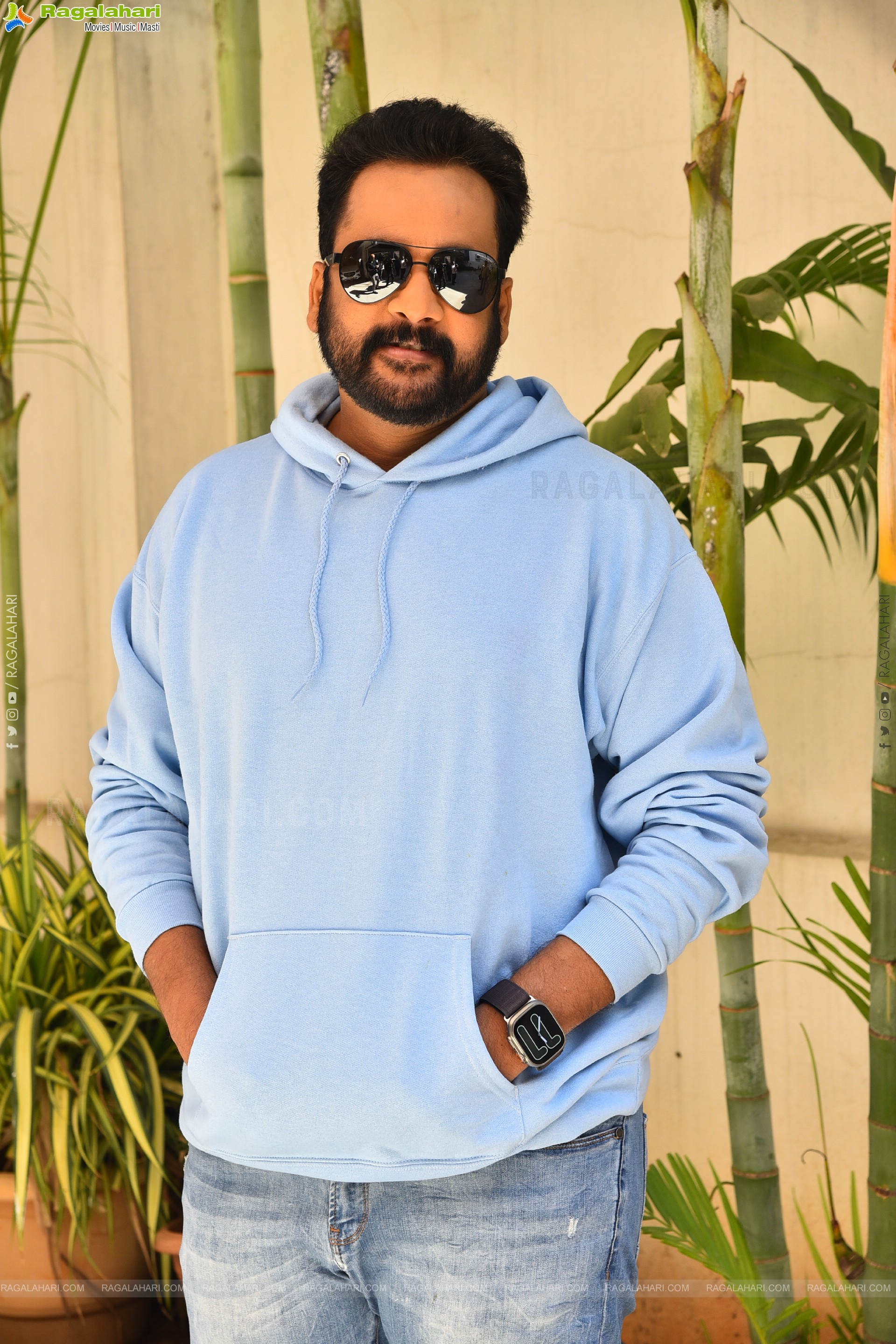 Actor Shivaji at Dhandoraa Movie Interview, HD Gallery