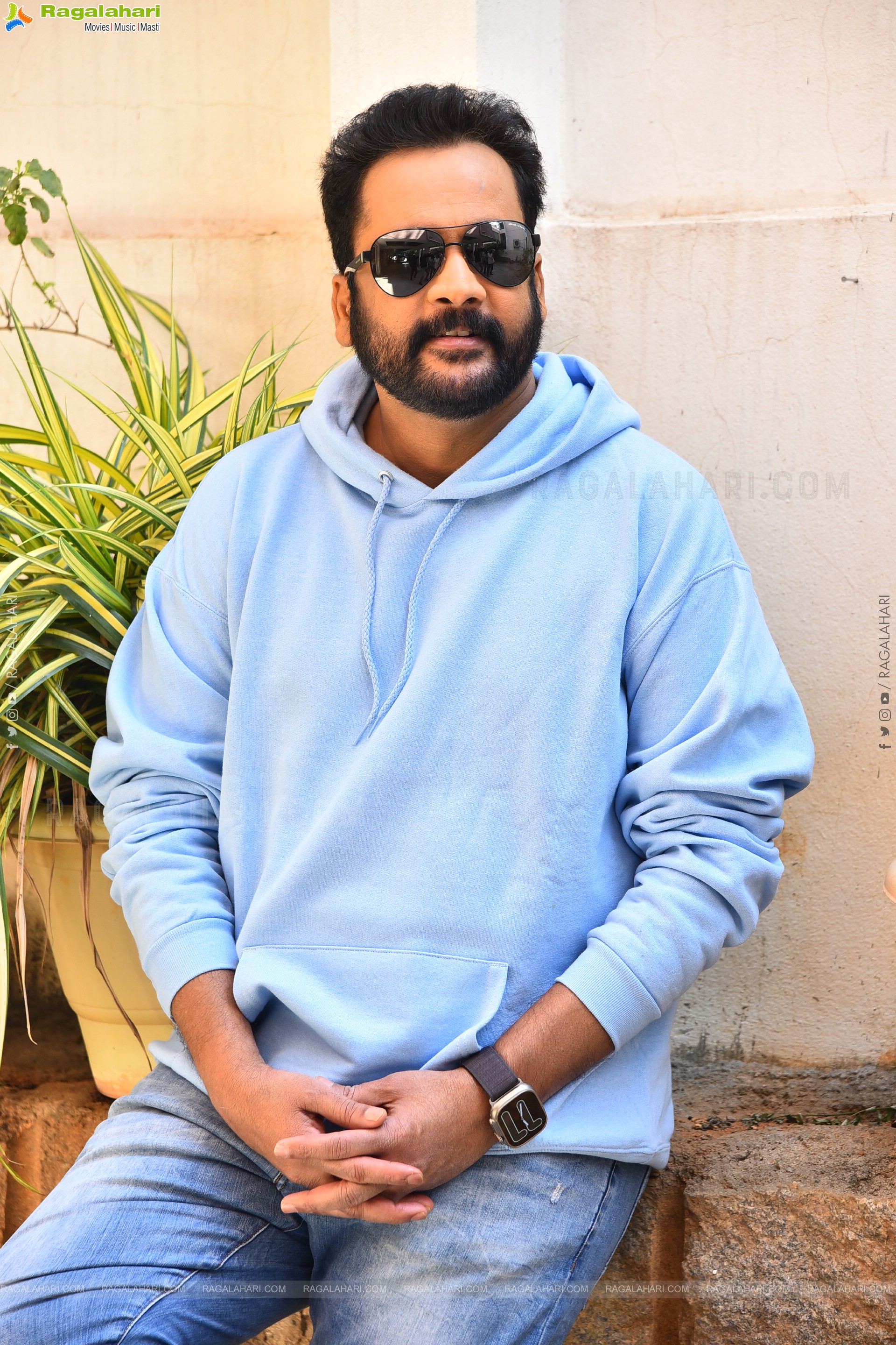 Actor Shivaji at Dhandoraa Movie Interview, HD Gallery