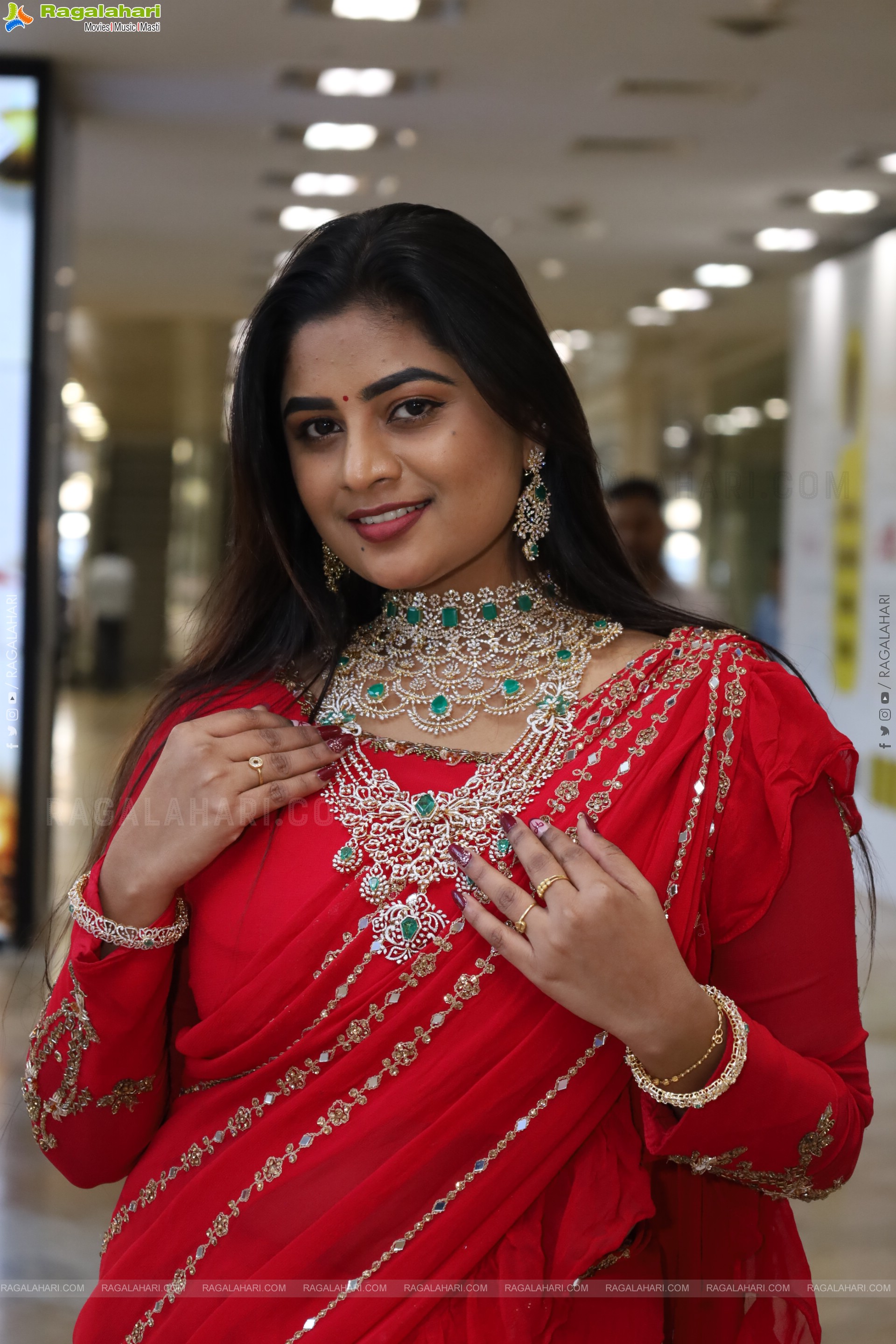 Siri Papa at Hi Life Jewels Launch Event, HD Gallery