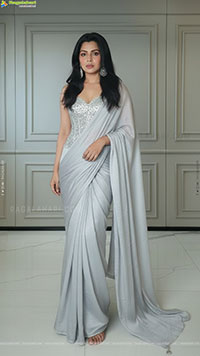 Supriya Pillai Glamorous Photoshoot Stills, HD Gallery