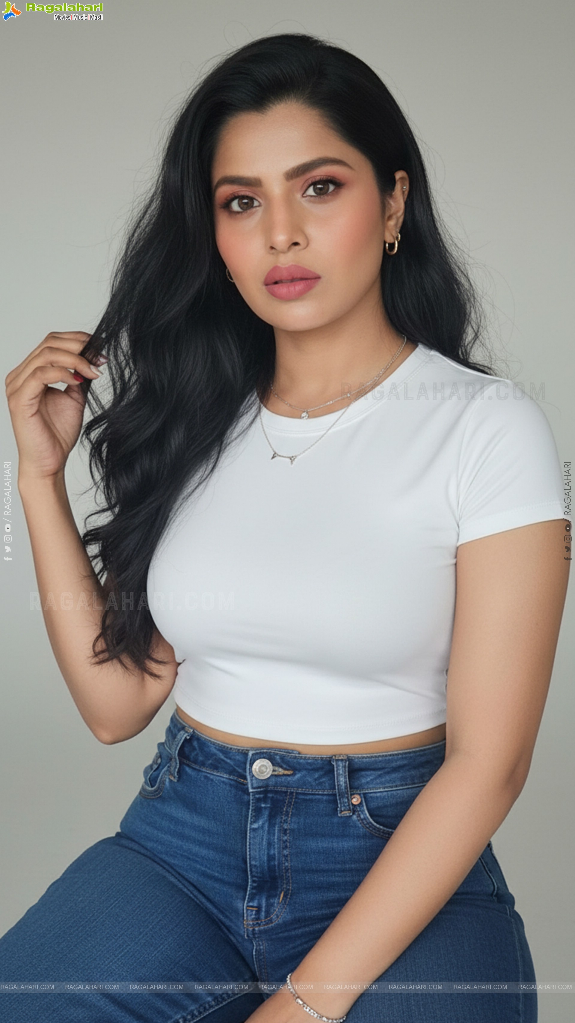 Supriya Pillai Glamorous Photoshoot Stills, HD Gallery