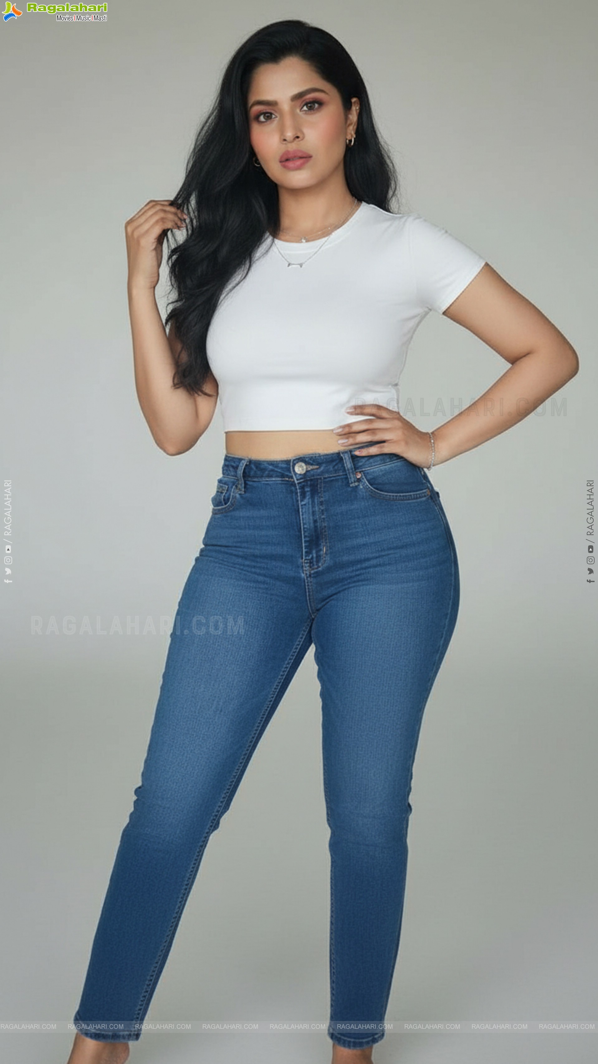Supriya Pillai Glamorous Photoshoot Stills, HD Gallery