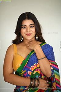 Yamini Bhaskar at Psych Siddhartha Trailer Launch