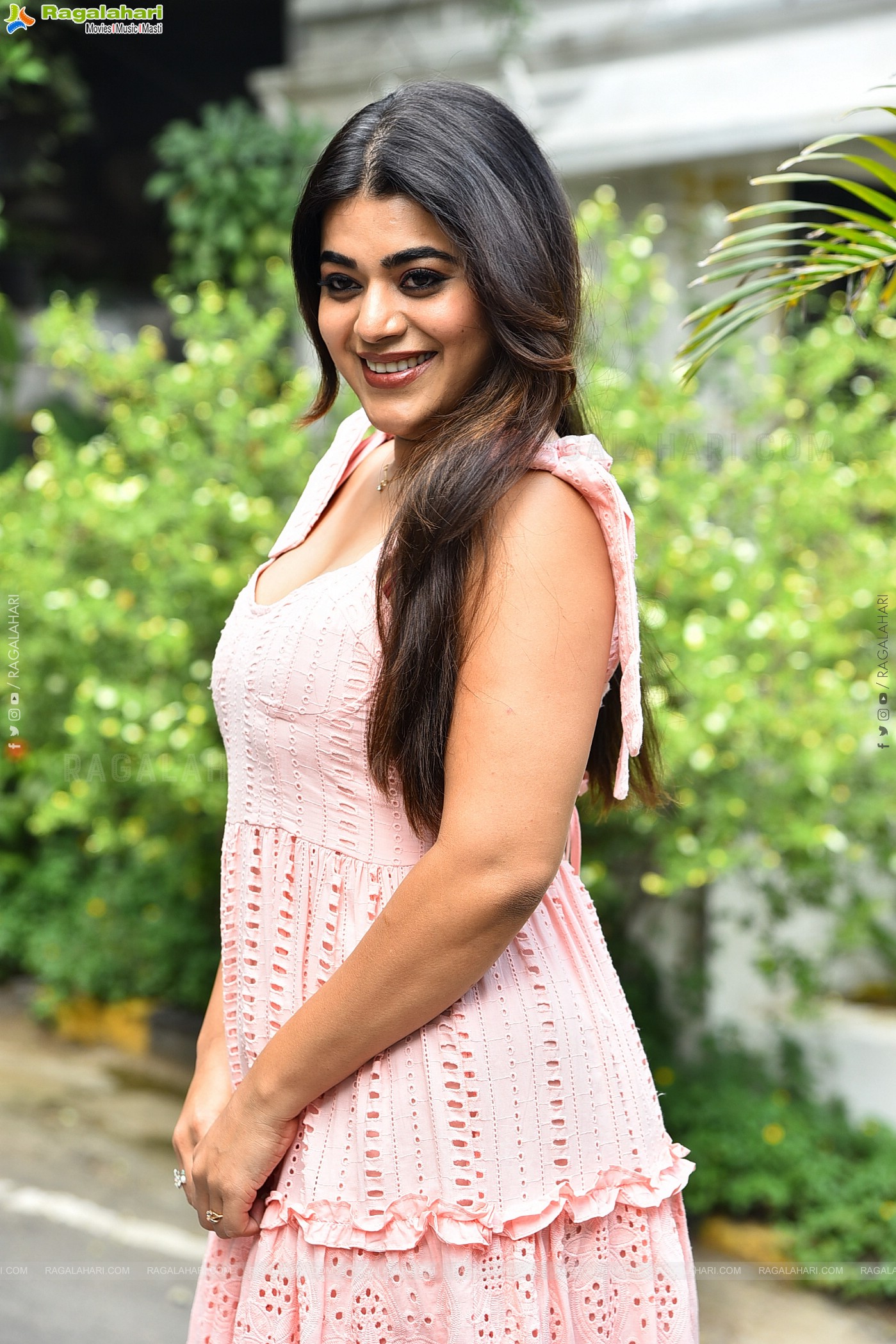 Yamini Bhaskar at Psych Siddhartha Interview, HD Gallery