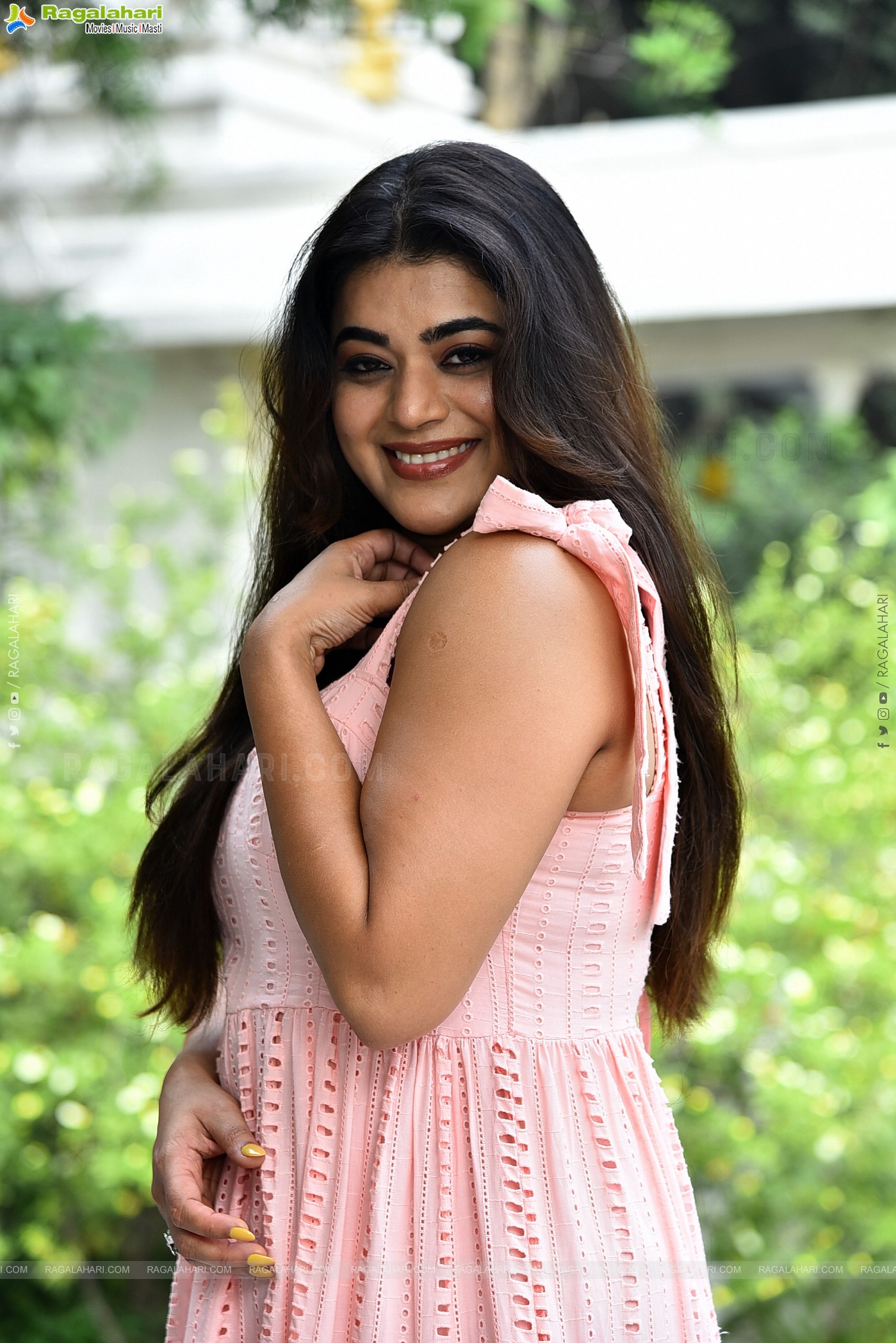 Yamini Bhaskar at Psych Siddhartha Interview, HD Gallery