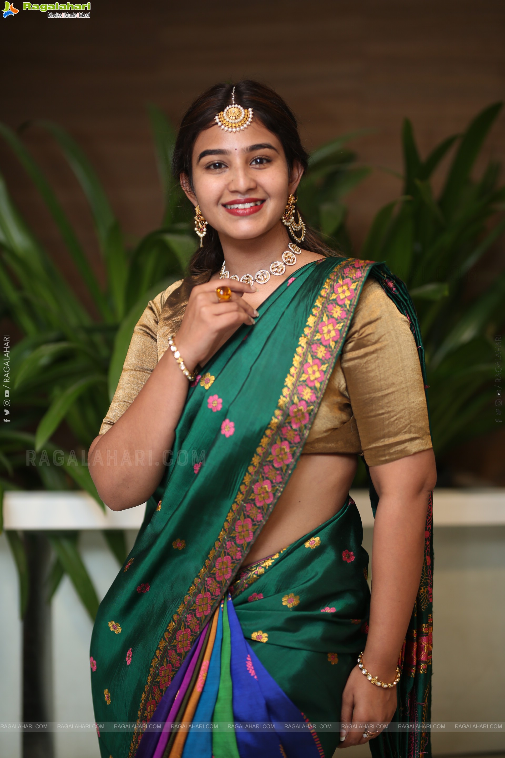 Yashna Muthuluri Latest Photoshoot Stills, HD Gallery