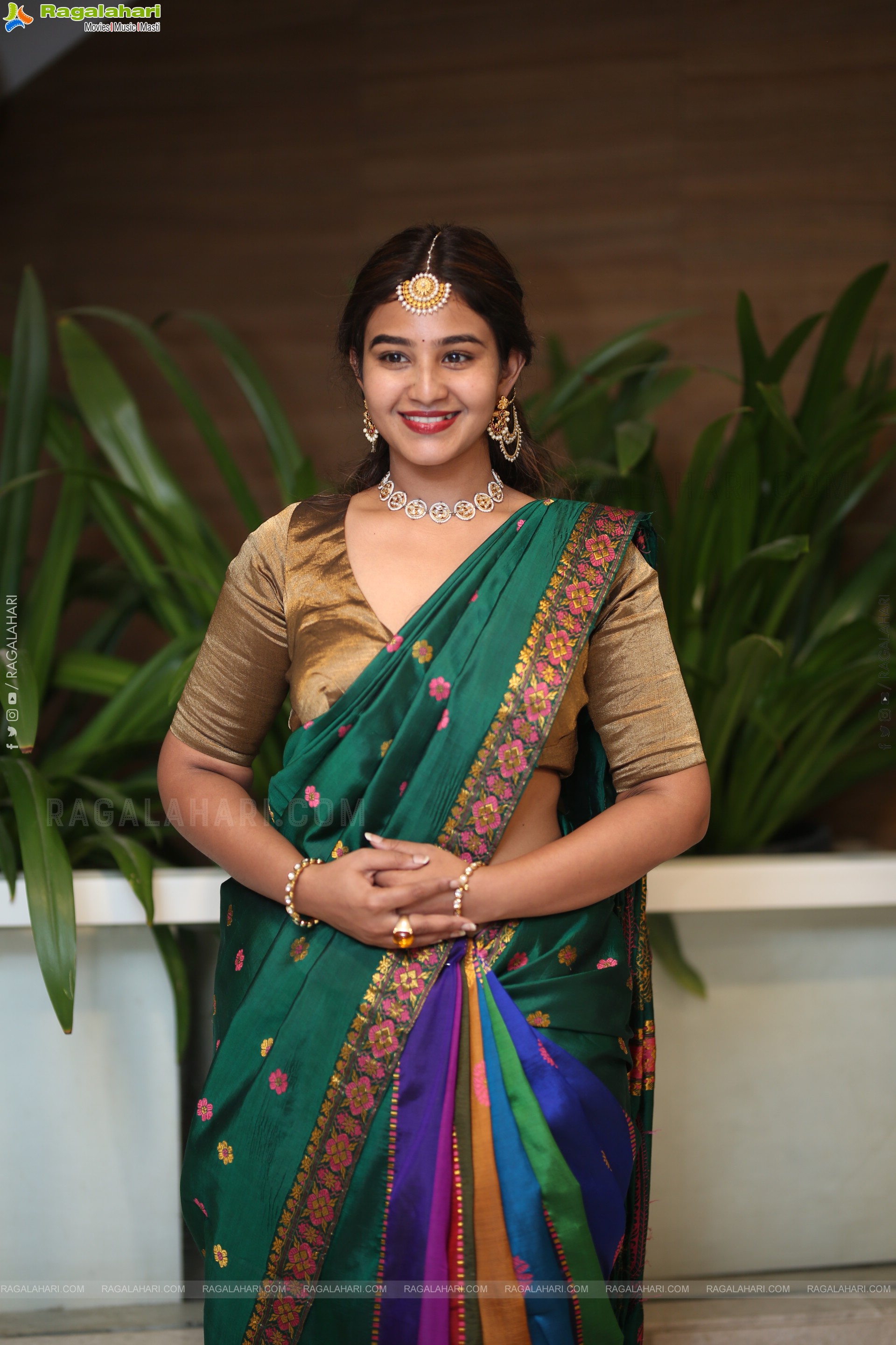 Yashna Muthuluri Latest Photoshoot Stills, HD Gallery