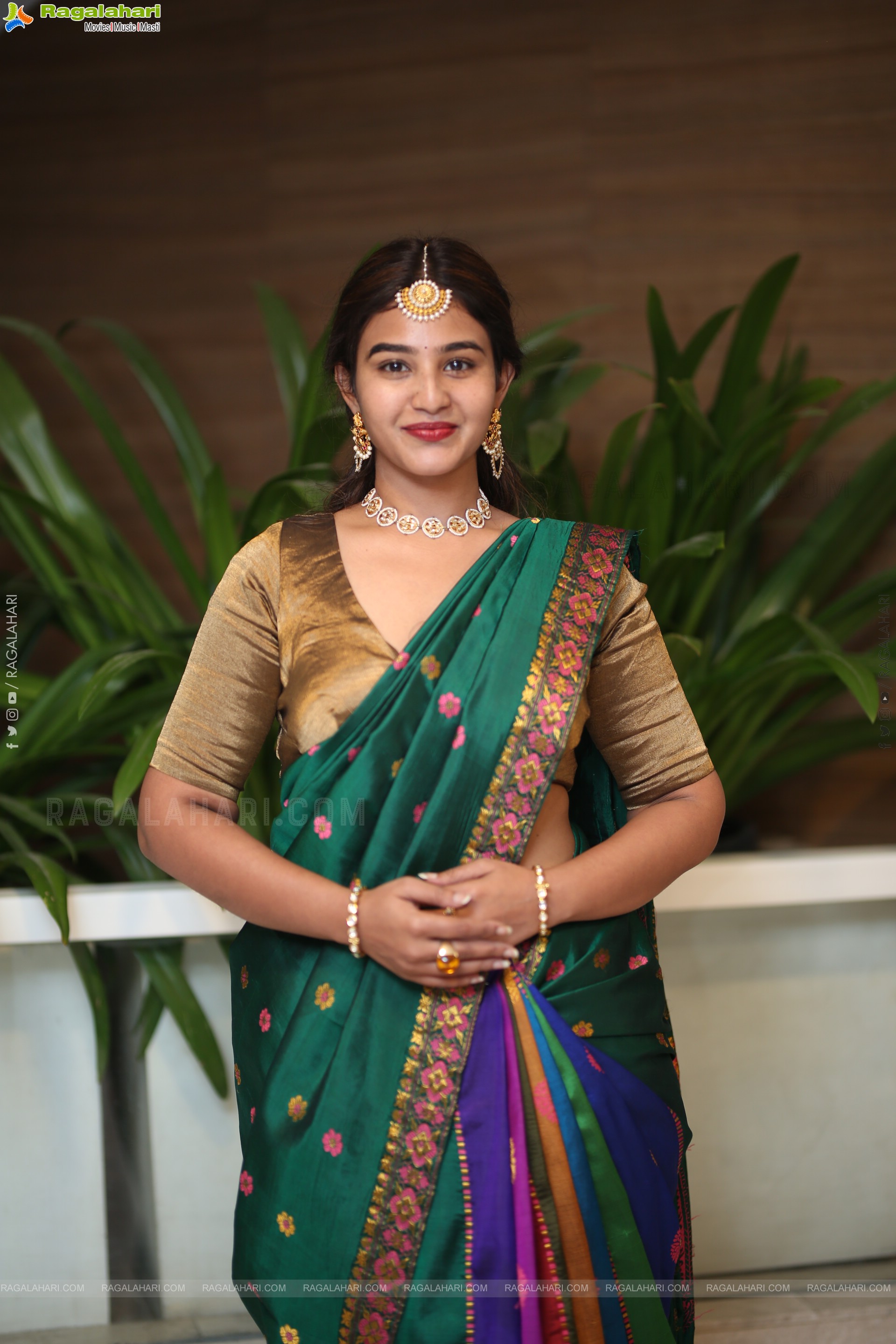 Yashna Muthuluri Latest Photoshoot Stills, HD Gallery