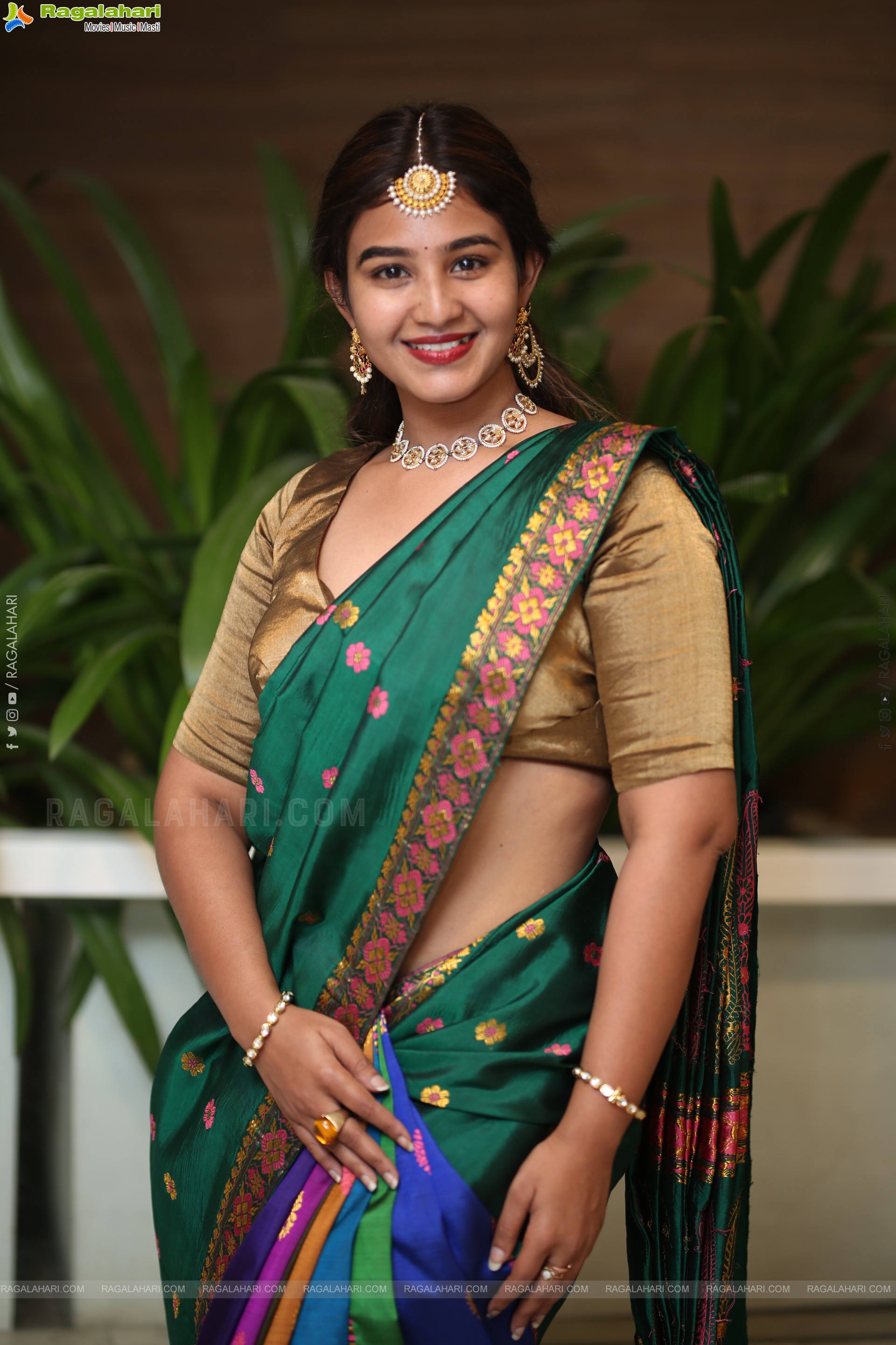 Yashna Muthuluri Latest Photoshoot Stills, HD Gallery