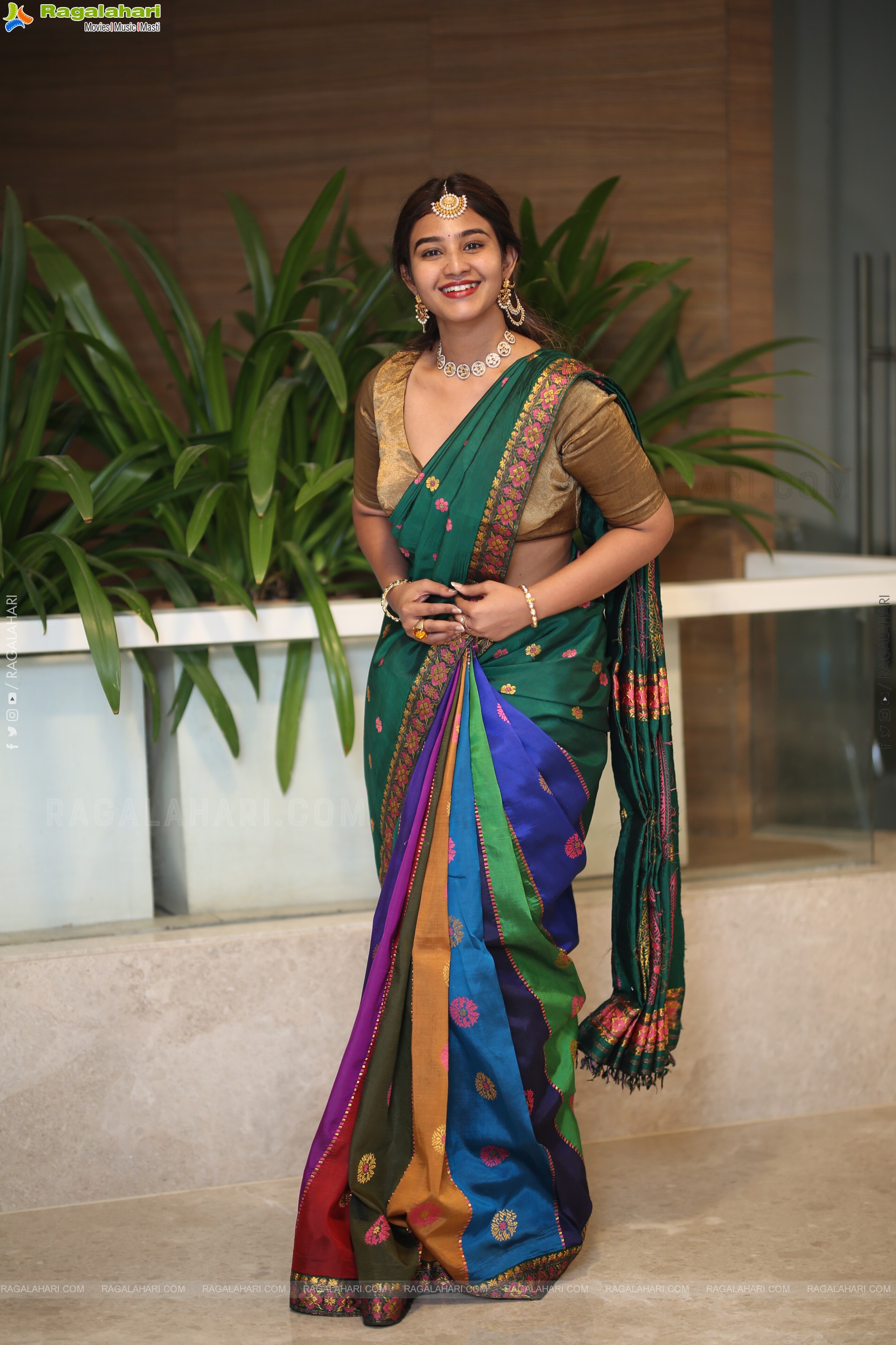 Yashna Muthuluri Latest Photoshoot Stills, HD Gallery