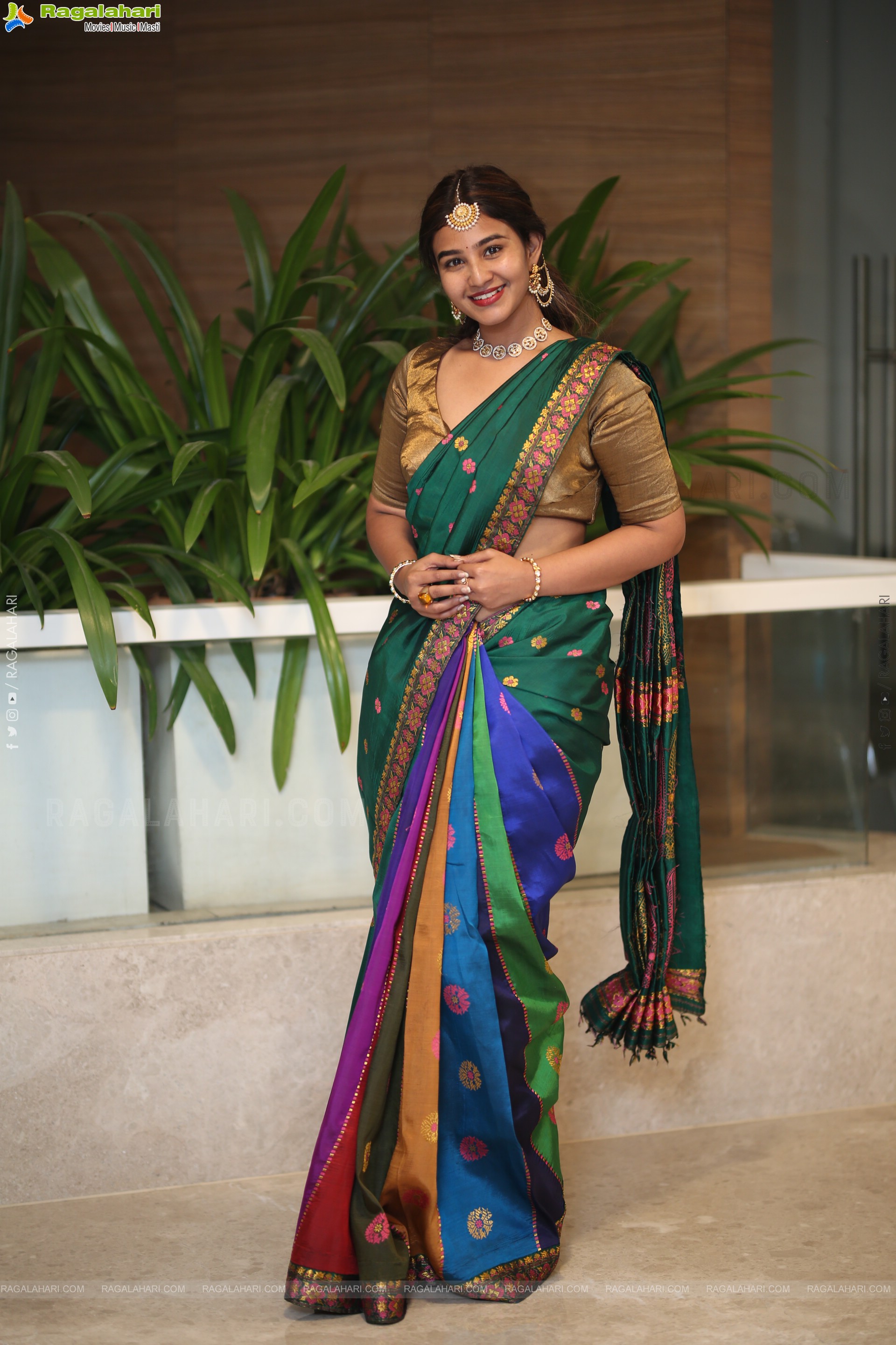 Yashna Muthuluri Latest Photoshoot Stills, HD Gallery