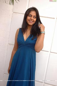 Bindu Madhavi Photo Gallery