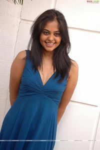 Bindu Madhavi Photo Gallery