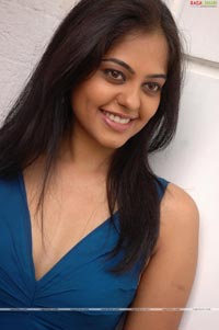 Bindu Madhavi Photo Gallery