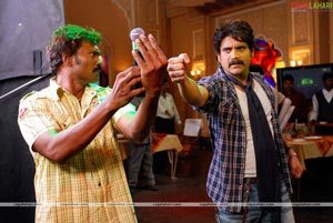 King (Nagarjuna, Trisha) Working Stills