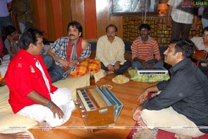 King (Nagarjuna, Trisha) Working Stills