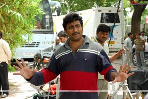 King (Nagarjuna, Trisha) Working Stills