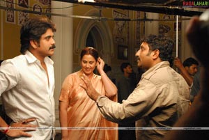 King (Nagarjuna, Trisha) Working Stills