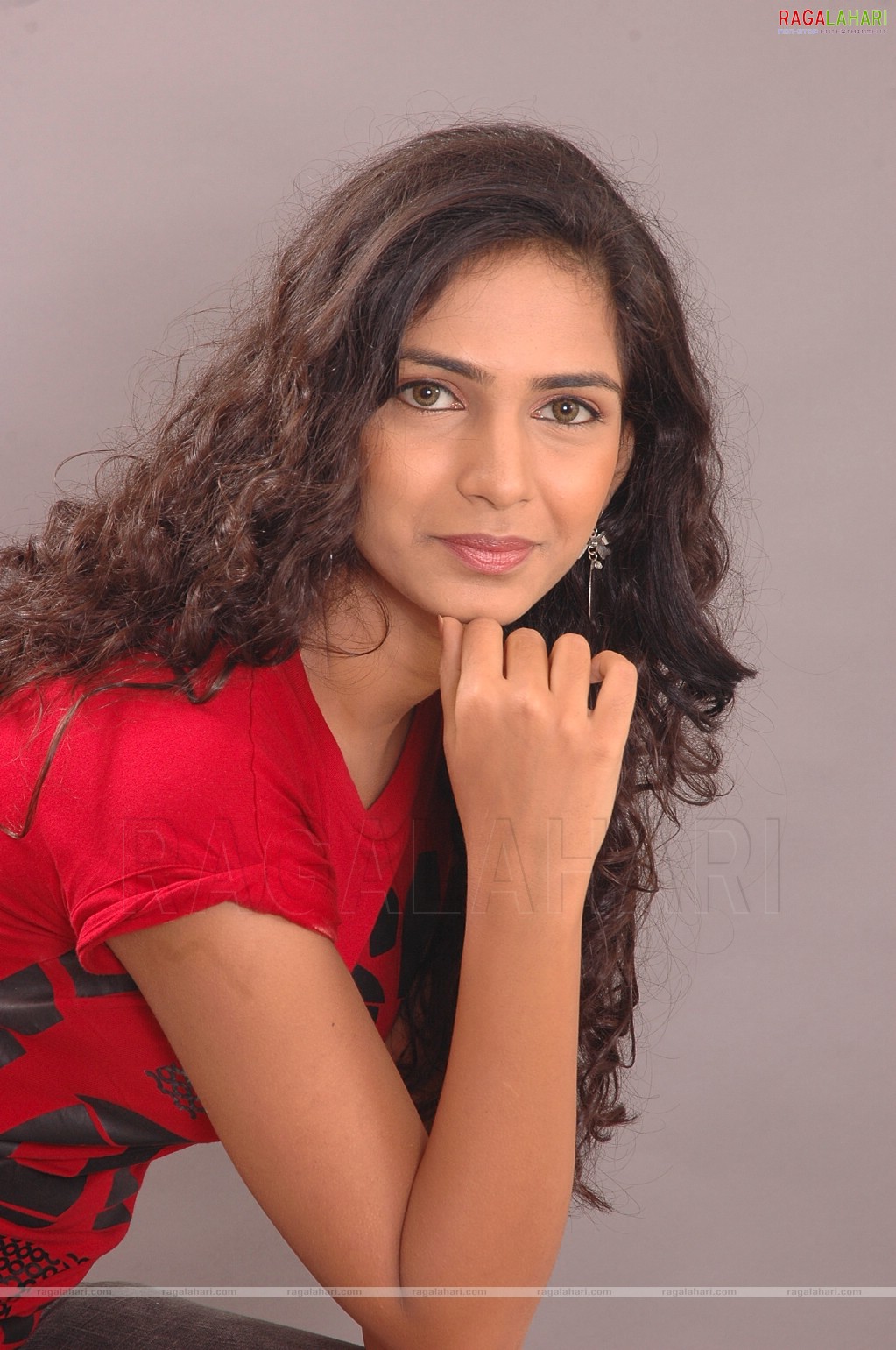 Monali Chowdary