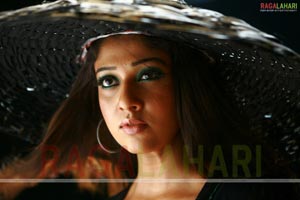 Nayanatara in Salute