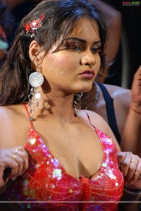 Priya Spicy Gallery from Mahanagaramlo