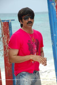 Ravi Teja in Neninthe