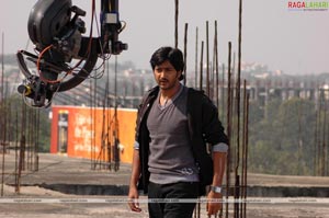 Romeo - On The Sets