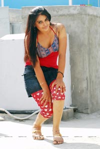 Roopa Kaur in City Life