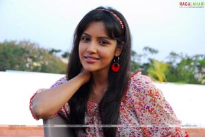 Leader Heroine Priya Anand Photo Gallery