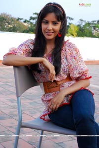 Leader Heroine Priya Anand Photo Gallery