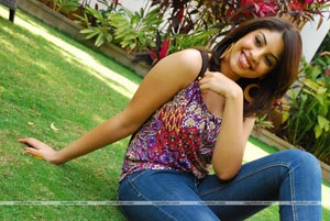 Richa Gangopadhyay Photo Gallery