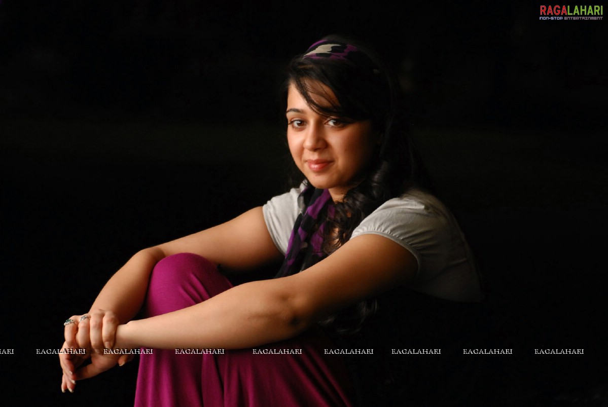 Charmi Emotional Stills from Mangala Movie, Photo Gallery