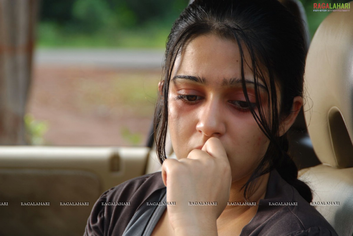 Charmi Emotional Stills from Mangala Movie, Photo Gallery