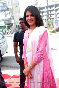 Deeksha Seth